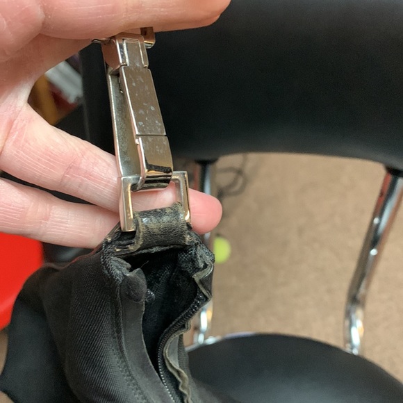 Authentic Gucci nylon purse - Picture 11 of 14